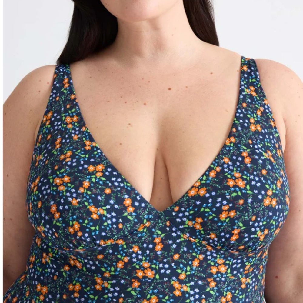 Knix Deep V Swimsuit 🌸 New with tags!